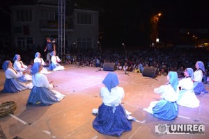 FestivalulInternational de Folclor01