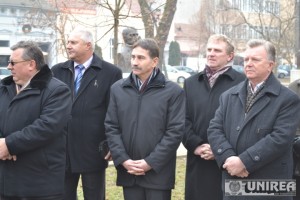 Depuneri de Coroane la bustul lui Mihai Eminescu din Alba Iulia06