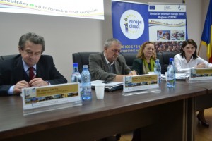Dezbatere pe tema alegerilor europarlamentare la ADR Centru007