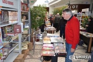 Targ de carte la Alba Mall05