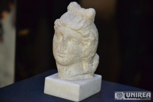 cap statueta Apollo Belvedere06