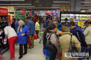 Carrefour Alba Iulia01