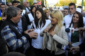 ELENA UDREA - VIZITA ELECTORALA - DROBETA TURNU SEVERIN